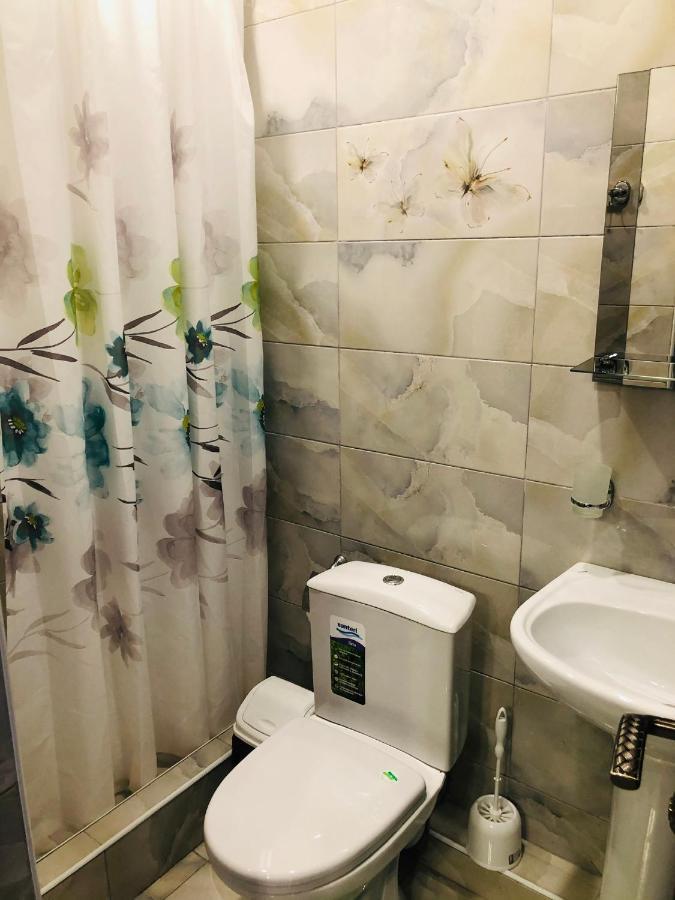 Гостевой Дом Анаит Hotel Pizunda Ngoại thất bức ảnh